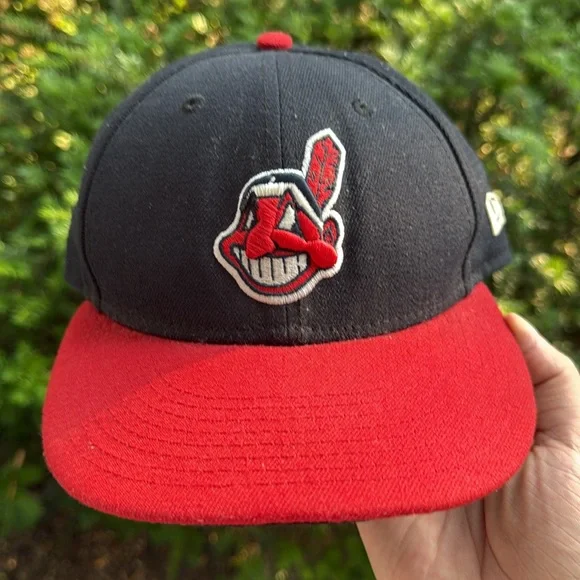 Early 2000’s Cleveland Indians Chief Wahoo Fitted Baseball Hat - Picture 2 of 7
